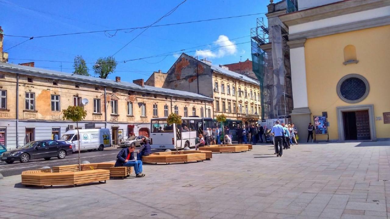 Smart Apartments Lviv Exterior photo